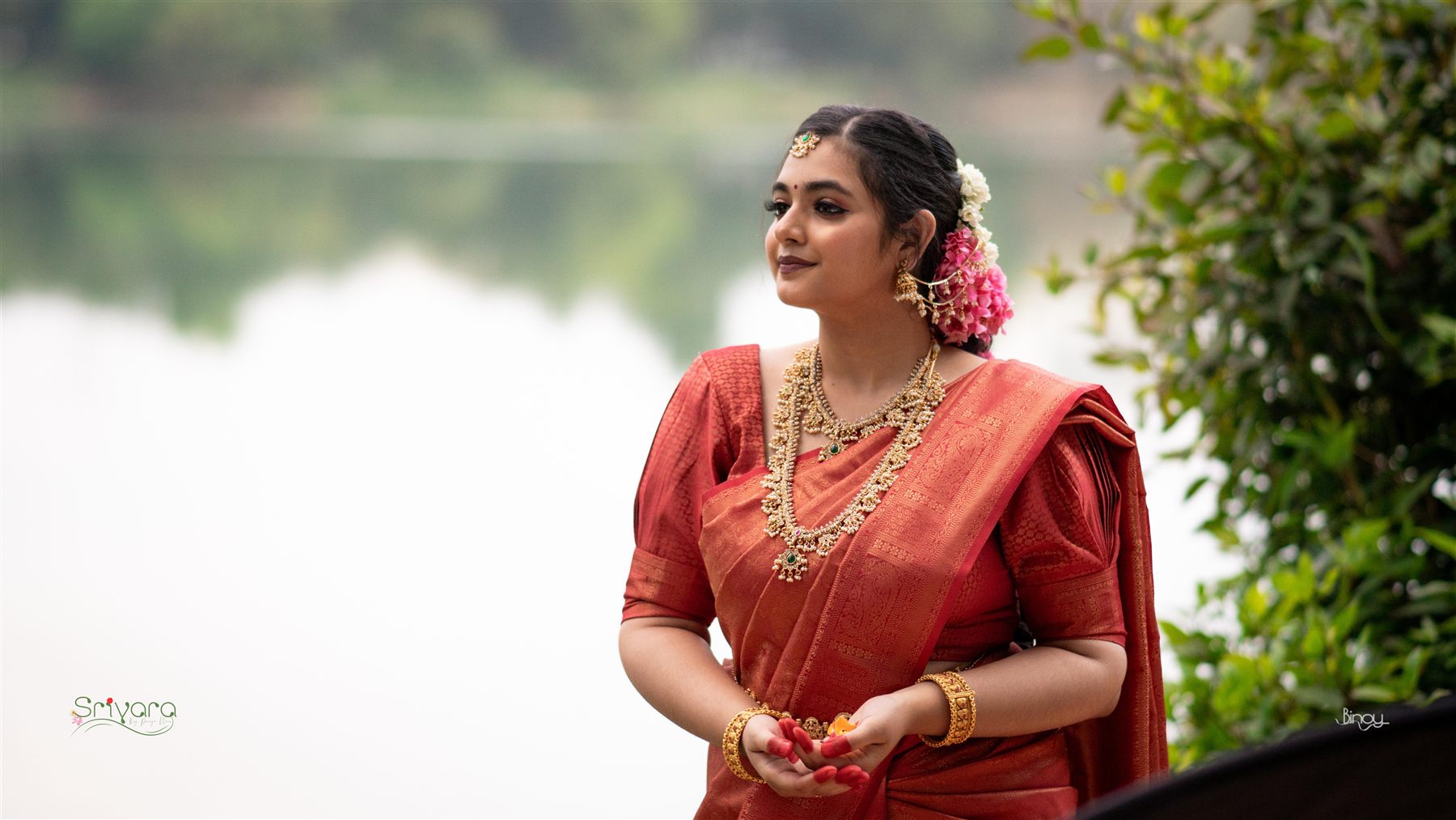 Kanjeevaram bridal look by the lake